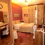 Hotel Sara